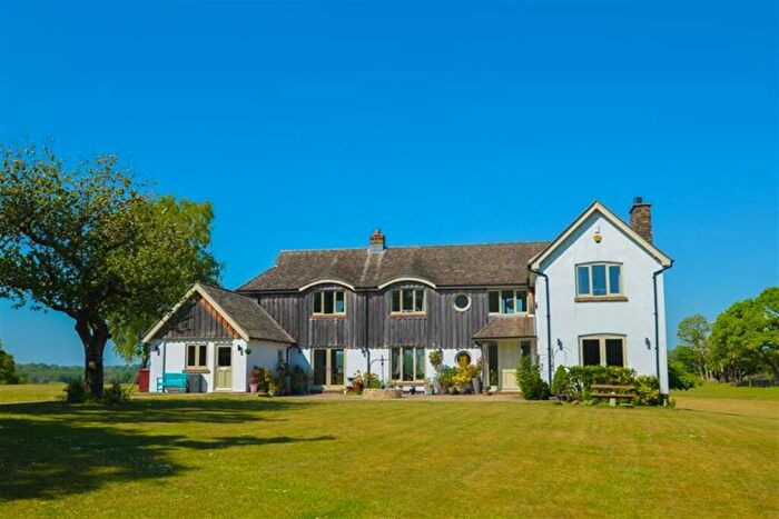 4 Bedroom Detached House To Rent In Coates, West Sussex, RH20