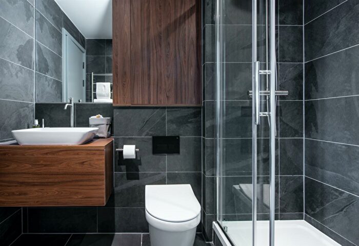 2 Bedroom Flat For Sale In Manchester, M15