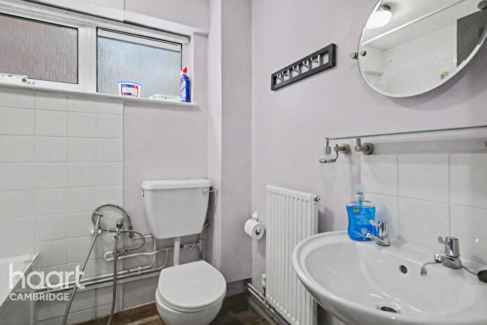 1 Bedroom Apartment To Rent In Hazelwood Close, Cambridge, CB4