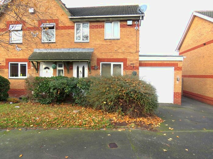 2 Bedroom Property To Rent In Brook Close, Birmingham, B33
