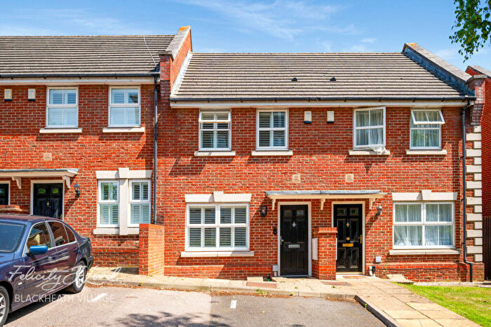 2 Bedroom Terraced House For Sale In Kendall Road, London, SE18