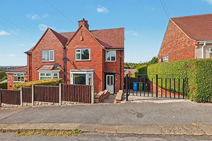 3 Bedroom Semi Detached House For Sale In Alexandra Road East, Spital, Chesterfield, S41