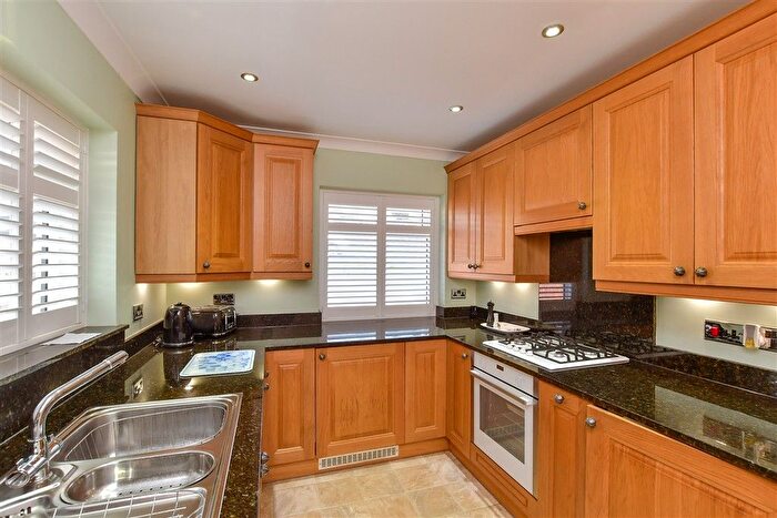 4 Bedroom Chalet For Sale In Downs Valley Road, Woodingdean, Brighton, East Sussex, BN2