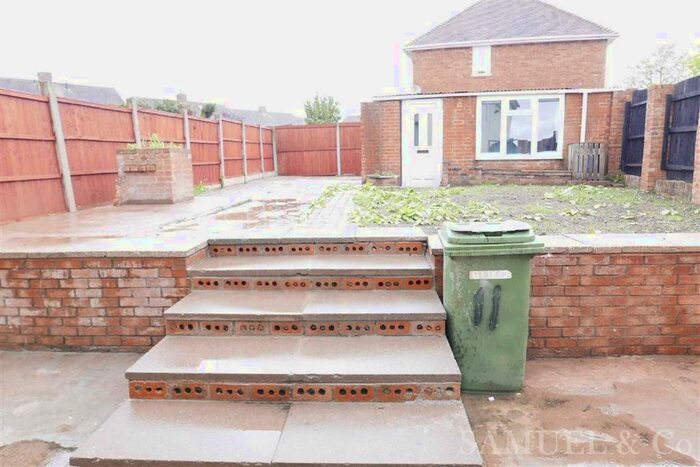 3 Bedroom End Of Terrace House To Rent In Raven Crescent, Wednesfield, Wolverhampton, WV11