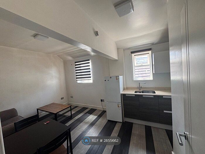 1 Bedroom Flat To Rent In Northampton, Northampton, NN1