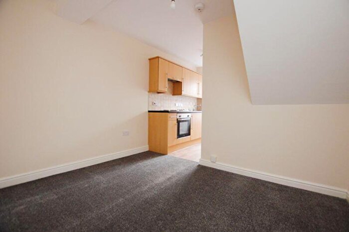 1 Bedroom Flat To Rent In Meadow Road, Salisbury, SP2