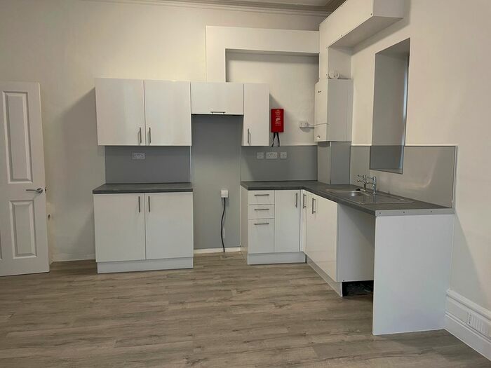 1 Bedroom Flat To Rent In Morgan Avenue, Torquay, TQ2