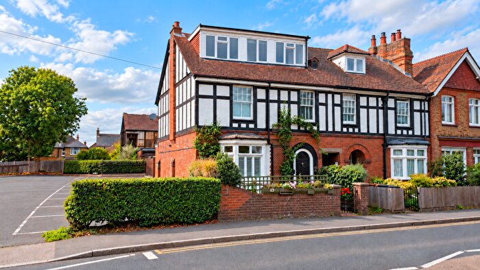 4 Bedroom End Of Terrace House To Rent In Bengeo Street, Hertford, Hertfordshire, SG14