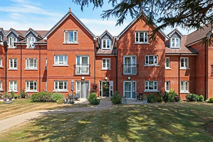 1 Bedroom Flat For Sale In Faulkner House, Chislehurst, BR7