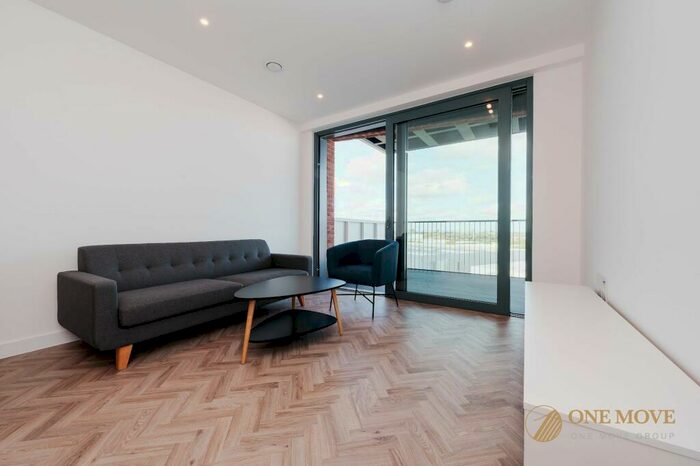 2 Bedroom Flat To Rent In Makers Yard, Skyline Apartments, E3