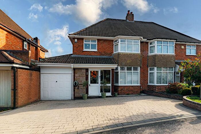 3 Bedroom Semi Detached House For Sale In Southfield Avenue, Castle Bromwich, B36