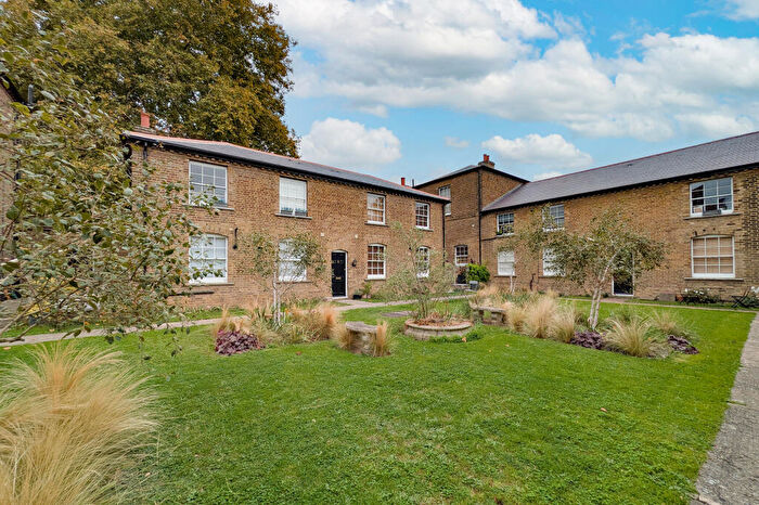 1 Bedroom Terraced House To Rent In Greenhill Court, Greenhill Terrace, London, SE18