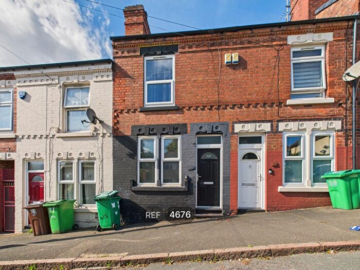 3 Bedroom Terraced House To Rent In , Hogarth Street, Nottingham, NG3