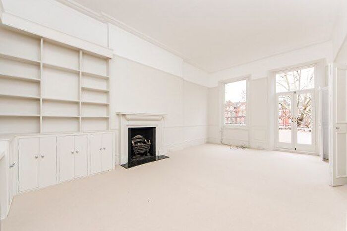 2 Bedroom Flat To Rent In Barkston Gardens, Earls Court, SW5