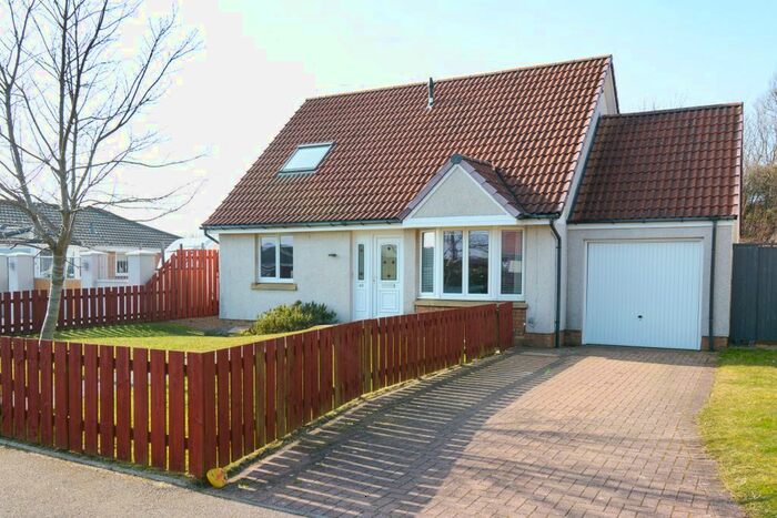 4 Bedroom Detached House For Sale In Cairnhill Road, Newtonhill, Stonehaven, AB39