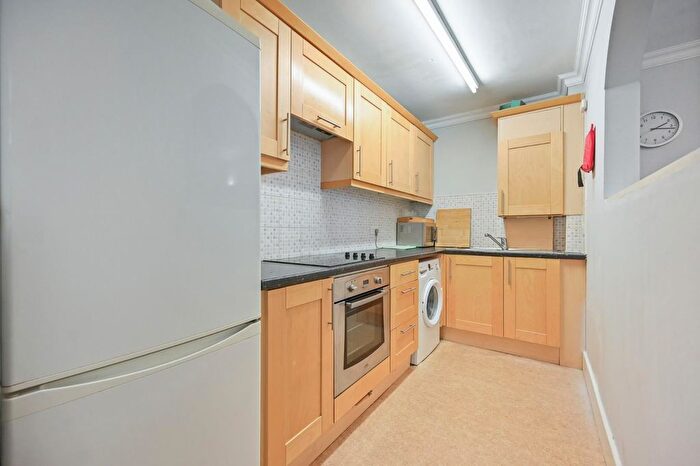 1 Bedroom Flat To Rent In Grange Park, London, W5