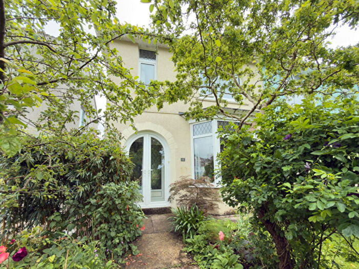 3 Bedroom Semi-Detached House For Sale In Prospect Place, Sketty, Swansea, SA2