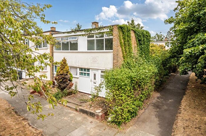 3 Bedroom End Of Terrace House For Sale In Northbrooks, Harlow, Essex, CM19