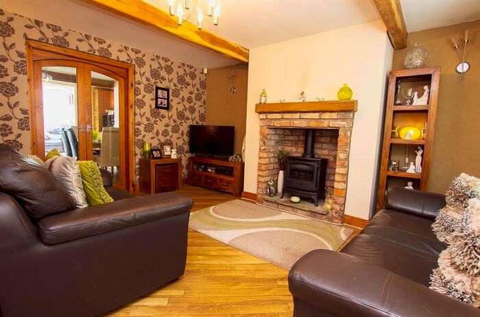 3 Bedroom Cottage To Rent In Troutbeck Cottage, Darwen, BB3
