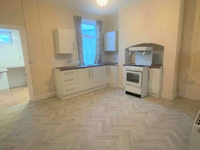 2 Bedroom End Of Terrace House To Rent In Chester Road, Blackpool, FY3