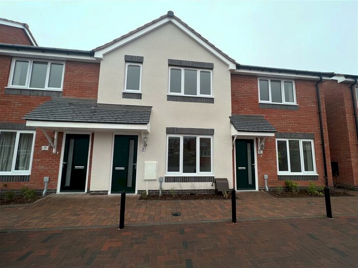 2 Bedroom House To Rent In Hazelwell Avenue, Burton-On-Trent, DE14