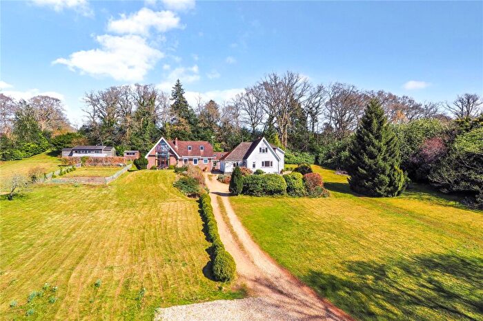 5 Bedroom Detached House For Sale In Reeds Lane, Liss, Hampshire, GU33