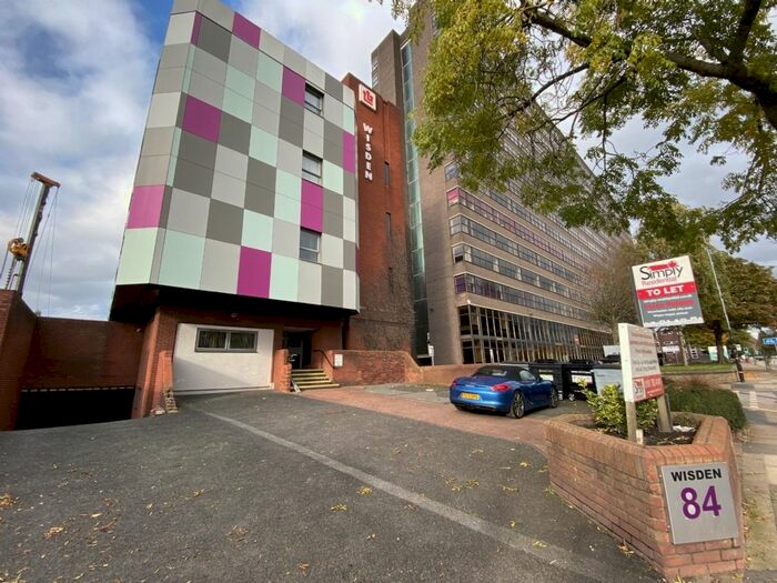 1 Bedroom Flat To Rent In Talbot Road, Old Trafford, Manchester, M16