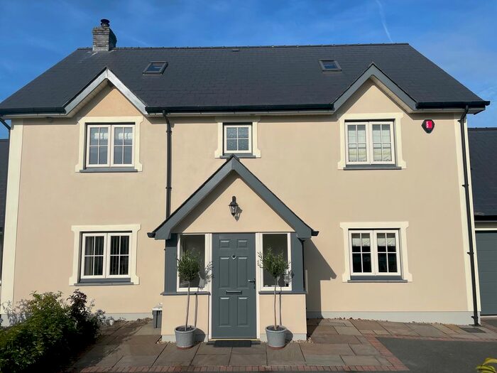 4 Bedroom Detached House For Sale In Aberbanc, Llandysul, SA44