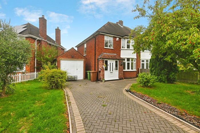3 Bedroom Semi Detached House For Sale In Marlborough Road, Castle Bromwich, Birmingham, B36
