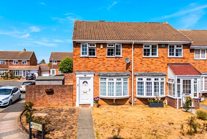 2 Bedroom End Of Terrace House For Sale In Mayplace Road East, Bexleyheath, Kent, DA7