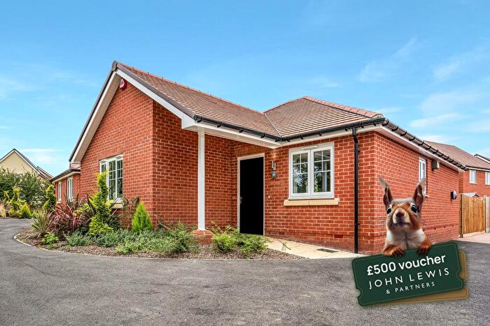 3 Bedroom Detached Bungalow For Sale In Sparkes Avenue, Hatfield Peverel, CM3