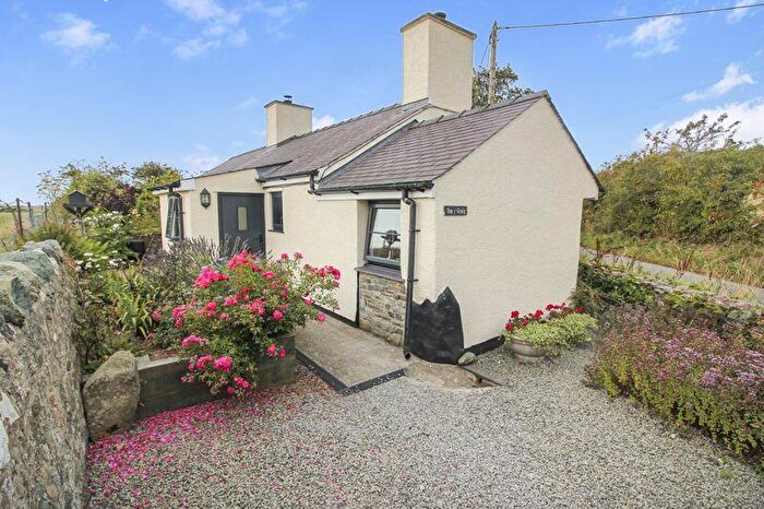 2 Bedroom Detached Bungalow For Sale In Bryngwran, Holyhead, LL65