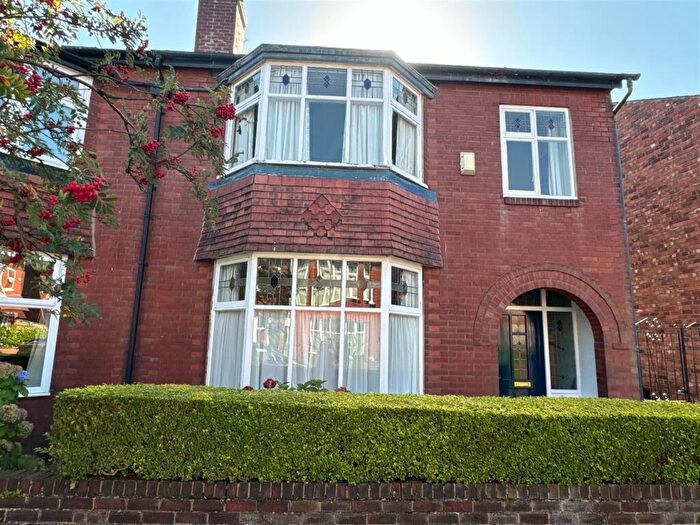 3 Bedroom Semi-Detached House For Sale In Newport Road, Manchester, M21
