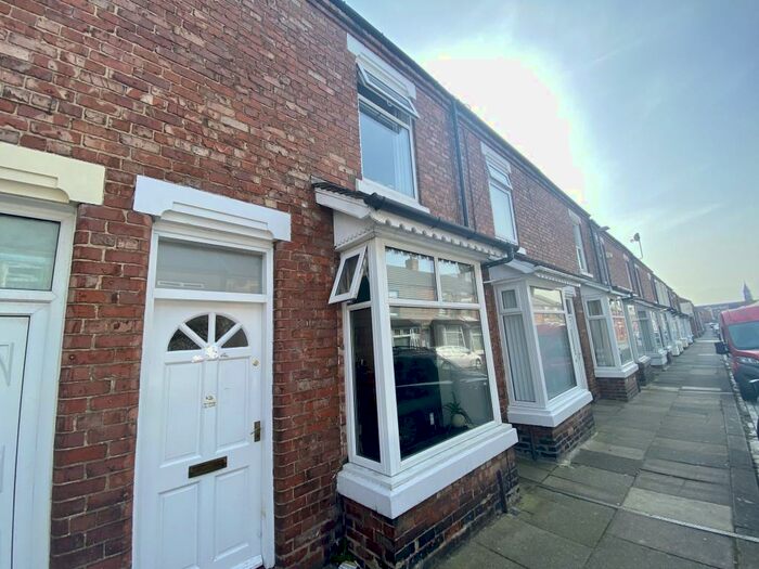 2 Bedroom Terraced House To Rent In Brunton Street/Eastbourne - Darlington, DL1
