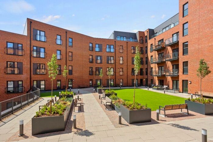 2 Bedroom Flat To Rent In Geissler Drive, Leith, Edinburgh, EH6