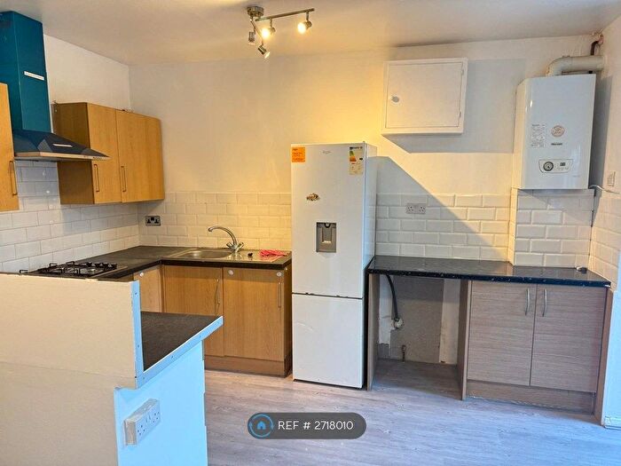 1 Bedroom Flat To Rent In Romford Road, Chigwell, IG7