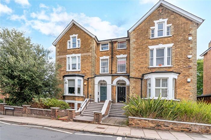 1 Bedroom Flat For Sale In Church Road, Richmond, TW10