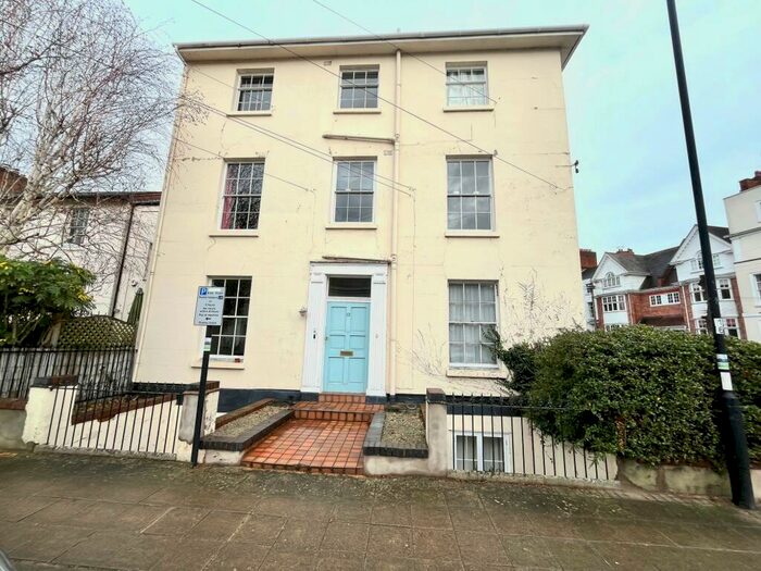 1 Bedroom Apartment To Rent In Portland Place East, Leamington Spa, CV32