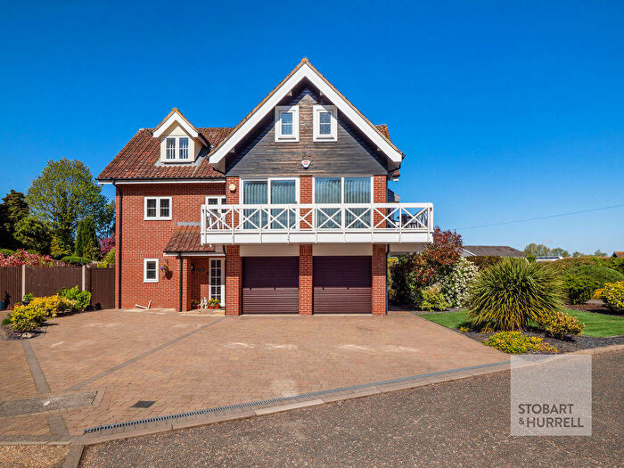 3 Bedroom Detached House For Sale In Staitheway Road, Wroxham, Norfolk, NR12