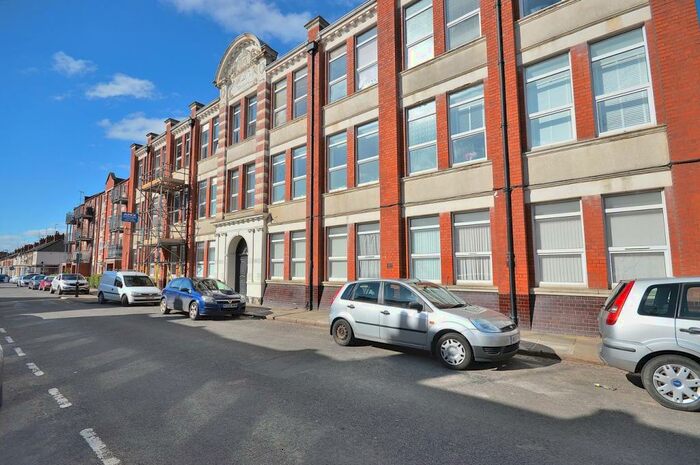 1 Bedroom Apartment To Rent In Adnitt Road, Northampton, NN1