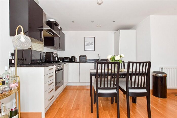 1 Bedroom Flat For Sale In Olympia Way, Whitstable, Kent, CT5