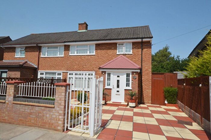 3 Bedroom Semi-Detached House To Rent In Bransby Road, Chessington, Surrey., KT9