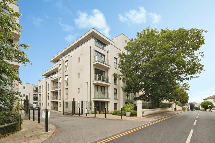 1 Bedroom Flat For Sale In Dyke Road, Brighton, BN1