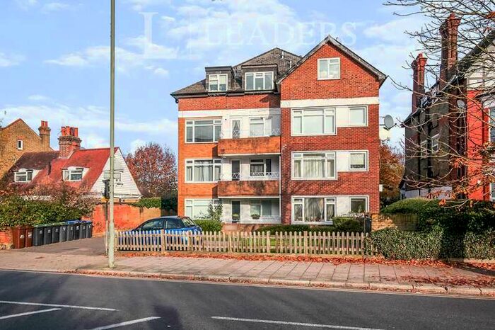 1 Bedroom Flat To Rent In Howard Court, Bromley Road, Beckenham, BR3