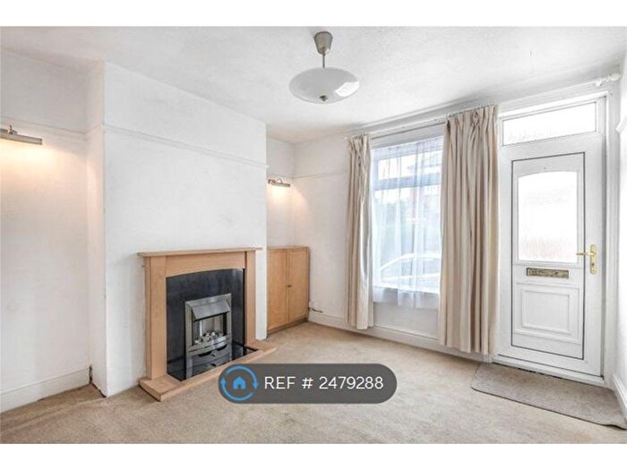 3 Bedroom Terraced House To Rent In Bathurst Street, Lincoln, LN2