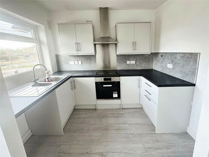 3 Bedroom Terraced House To Rent In Old Bank Lane, Blackburn, Lancashire, BB2