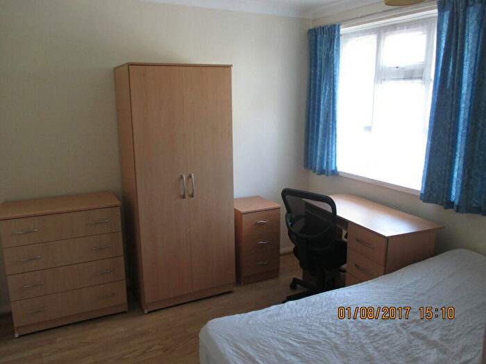 2 Bedroom Apartment To Rent In Yorke Street, Southsea, PO5