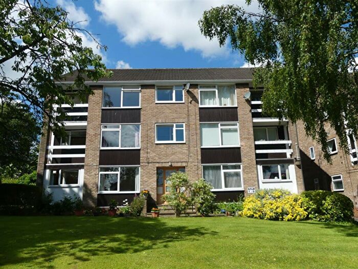 2 Bedroom Flat To Rent In Marlborough Court, Menston, LS29