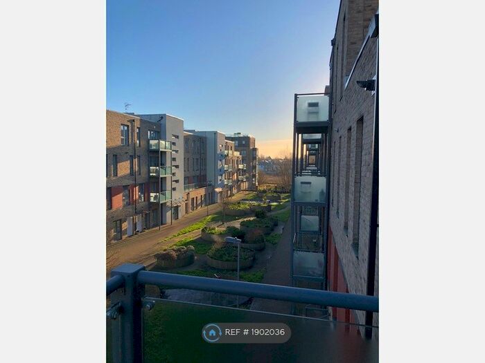 2 Bedroom Flat To Rent In Fitzgerald Place, Cambridge, CB4