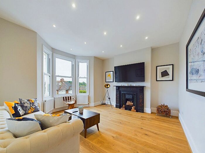 2 Bedroom Flat For Sale In Brockley View, London, Greater London, SE23